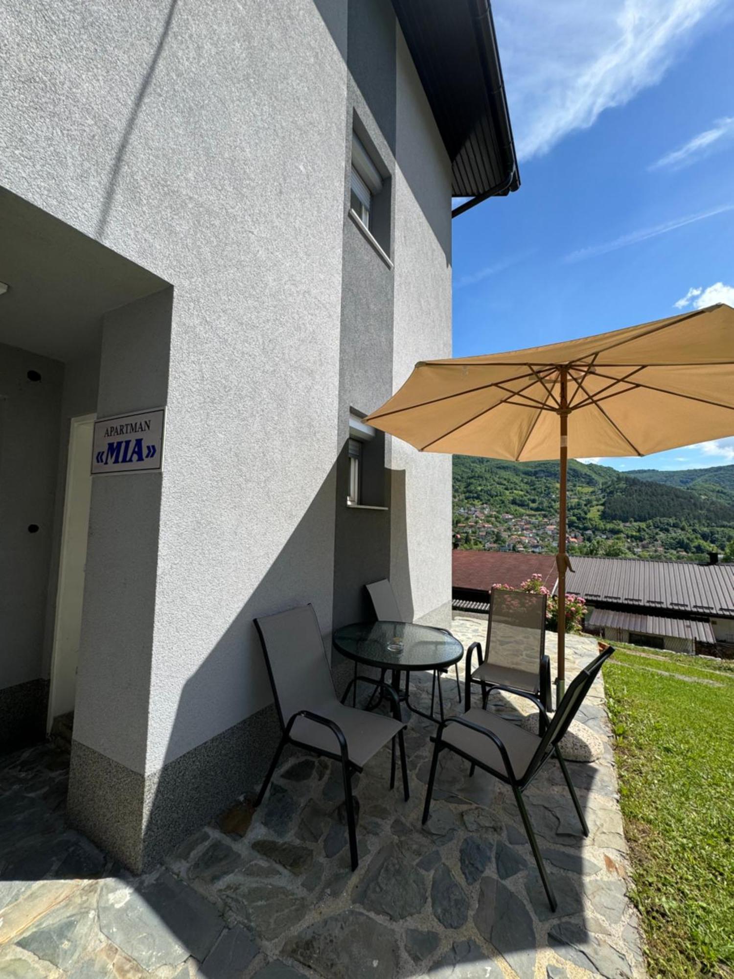 Apartman Mia Apartment Яйце Екстериор снимка